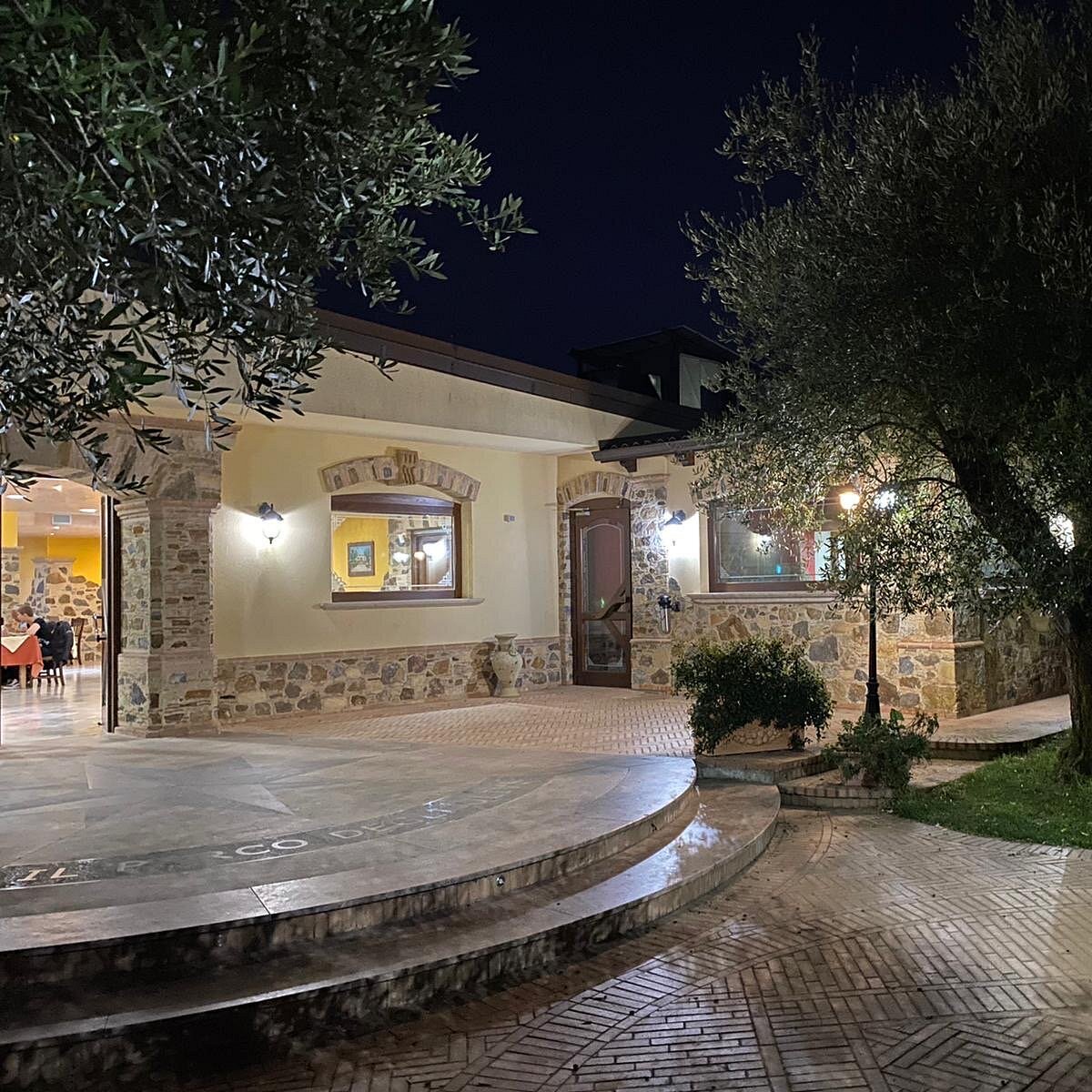 Esterno Ristorante Il Parco degli Ulivi